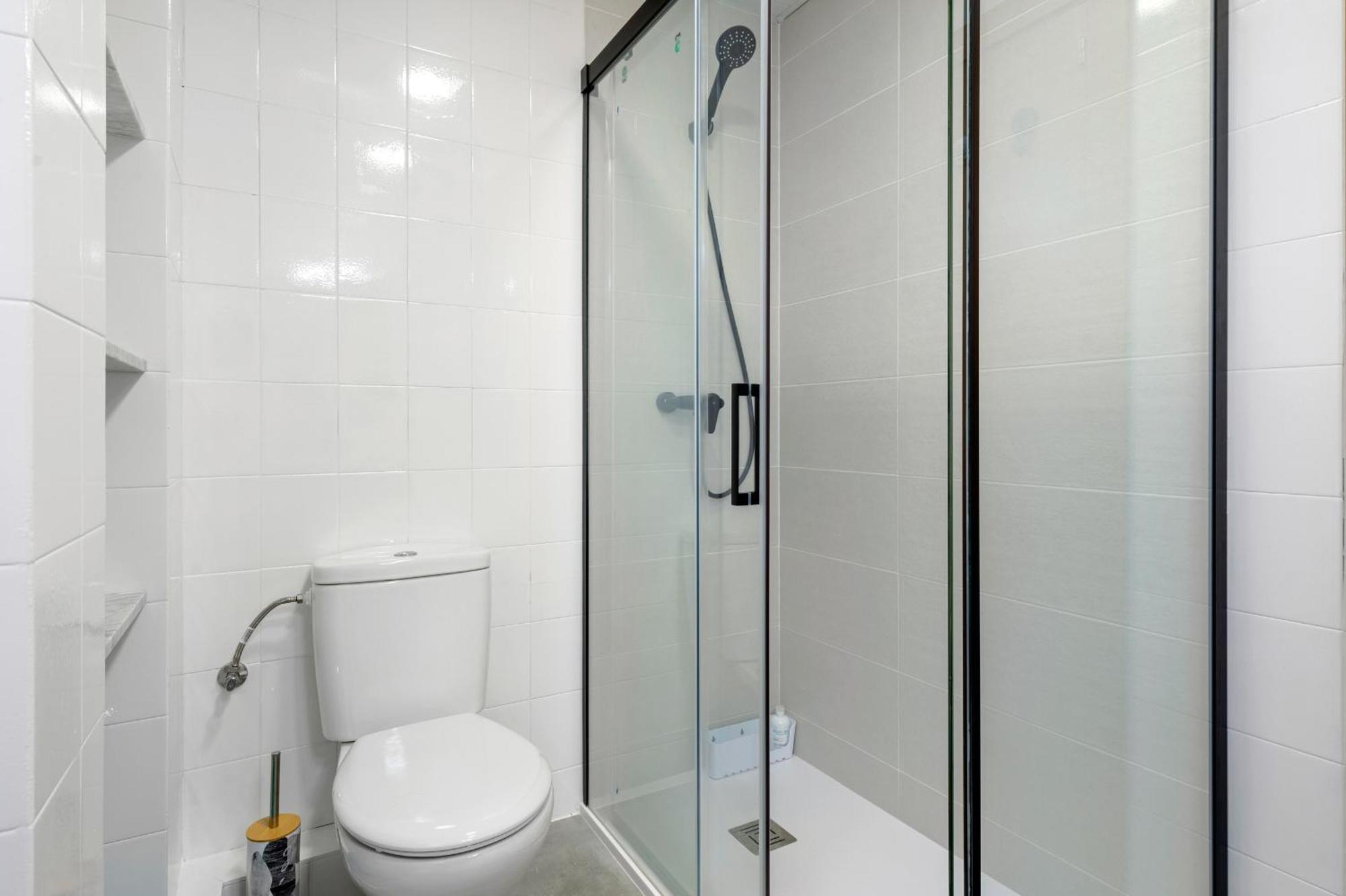 סאלו Hauzify I Apartament Van Gogh מראה חיצוני תמונה